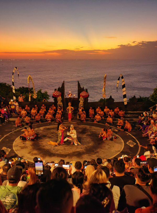 Arrival in Bali & Uluwatu Temple
